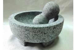 China Durable Granite Spice Grinder Stable Performance Round With Three Legs supplier