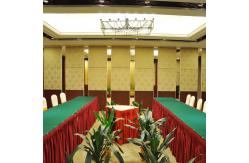 China New Design Banquet Hall Soundproof MDF Material Room Divider Folding Movable Partition Walls supplier