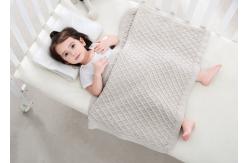 China Knitted Personalized Cotton Baby Blankets , Customized Oblong Unique Baby Bedding Sets supplier