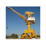 Marine 550t Shipyard Port Cranes , Rack Luffing Pedestal Jib Crane for sale