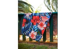China Roll Packaging And Mesh Bag Custom Beach Towel With Digital Printing supplier