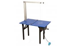 China 160W 110V-240V Foam Wire Cutting Machine With Metal Table Legs supplier