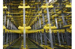 China Automatic Pallet Racks Storage Racking Radio Shuttle Racking For Warehouse supplier