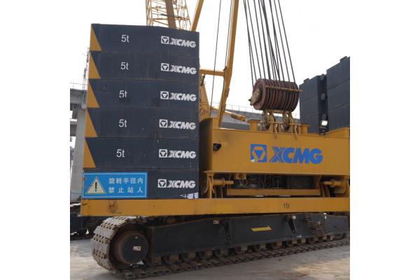Used Heavy XGC 300t Crawler Crane Advanced Optimal Performance Durability
