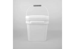 China 1.2 Kg Square Plastic Bucket Impact Resistant with Handle Included supplier