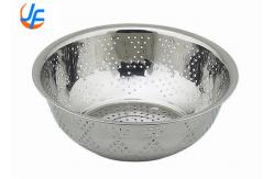 China Metal Wire Mesh Perforated Baking Tray Hanger Fruit Vegetable Basket Anti Rust supplier