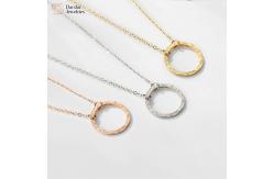 China Stainless Steel Simple Layered Necklace Circle Pearl Pendant Clavicle Chain Choker supplier