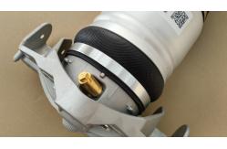 China Air Suspension Spring Shock Absorber For Q7 Cayenne Touareg 7L5616040B supplier