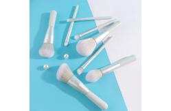 China 8PCS Custom Gift Makeup Brushes Set Highlight Concealer Synthetic supplier