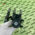 High Quality Diesel Fuel Injector 0445110340 0445110339 0445110489 0445110739 0445110566