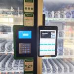 Interactive Wifi Snack  Food Vending Machine Touch Screen Advertising Display For Sale for sale