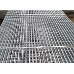 Press Locked Galvanized Steel Grating Expanded Metal Mesh 40 X 100 Mm Pitch for sale