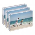 China Acrylic Magnetic Photo Frames 10*15*1.6cm Double Sided Tabletop Picture Frames manufacturer