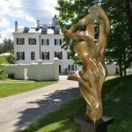Customized Bronze Cast Sculpture Davonte Patina Surface For Collection for sale