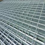 Hot Dipped Galvanized Metal Floor Grilles , Drainage Tree Cover Steel Mesh Grating