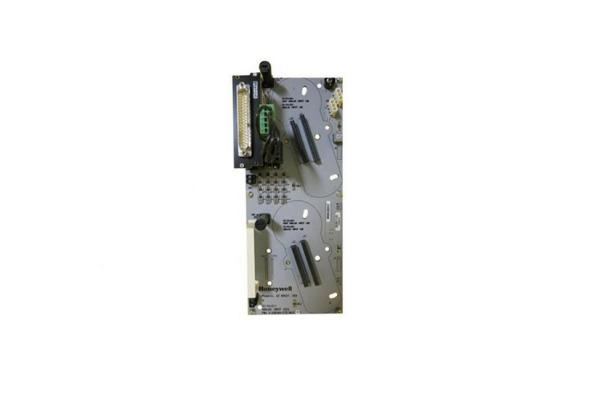 CC-TAIX01 51308363-175 HONEYWELL Analog Input Module
