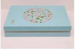 China Gold Foil Rigid Cardboard Gift Boxes With Lids 70g/M2 ISO9001 supplier