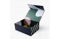 China Personalized Gift Boxes Foldable With Magnetic Flap And Ribbon supplier
