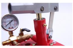 China Water Pressure Testing Pump 5L Easy Operation Manual Testing supplier