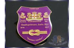 China Customizable Business Lapel Pin Badges With Coverd Epoxy Shiny Silver Plating supplier