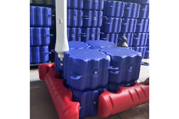 Blue PE Pontoon Cubes Chemical And Corrosion Resistant