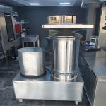 Chicken Automatic Egg Breaker & Yolk Separator Machine 2kw for sale