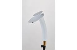 China OEM Varnish Sprayed Single Hole Waterfall Tap Faucet supplier