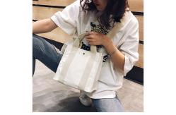 China Bag Interval Pockets crossbody Sling 12cm Canvas Bag supplier