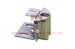 China 2.0m/S Speed Elevator Spare Parts Door Sliding Guide Shoes supplier