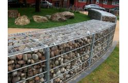 China Custom Decoration Galvanized Gabion Box Retaining Wall supplier