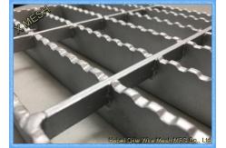 China Press Locked Galvanized Steel Grating Expanded Metal Mesh 40 X 100 Mm Pitch supplier