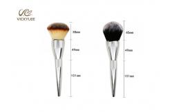 China Silver Black Plastic Handle 6.1 Inch Beauty Brush Set supplier