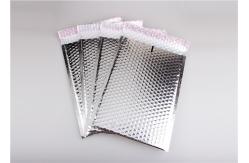 China Self Seal Silver Metallic Bubble Mailers , Bubble Wrap Envelopes Recyclable supplier