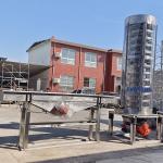 Enclosed Spiral Lifter Vertical Conveyor Spiral Elevator For Powder Granules