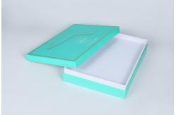 China FSC Rigid Cardboard Gift Boxes Custom Printed Gold Foil supplier