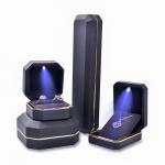 End LED Light Plastic Jewellery Gift Box for Small Items and Package