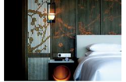 China Full Assembled Walnut Timber Modern Hotel Furniture Room Packages For Restaurant supplier