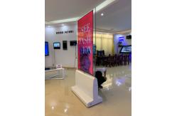 China Android 9.1 43in Floor Standing Digital Signage Transparent Oled supplier