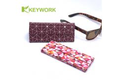 China Female Foldable Triangular Metal Eyewear Case Resist Compression Chinese Factory supplier