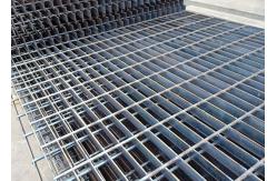 China Welding Hot DIP Galvanised Steel Grating For Floor And Trench Painted supplier