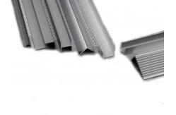 China 6000 series Standard L H Square Round Shape 6061 Anodized Aluminum Tubes supplier