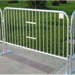 42mm O.D. Powder Coating Crowd Stopper Barricades Gates PVC Coated for sale