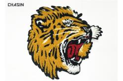 China Custom Animal Lion Chenille Embroidery Patches For Jacket 'S Back supplier