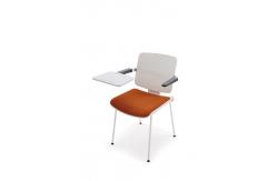 China Stackable Plastic PP Office Chair With Writing Pad Aluminium Alloy Wordpad supplier