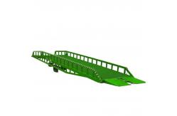 China Hydraulic Mobile Dock Ramp With Outriggers , Container Forklift Loading Ramp supplier