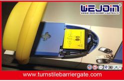 China Heavy Duty Parking Lot Equipment Automatic Car Lock System With Remote Controller supplier
