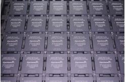 China Al-tera Ep4ce55u19i7n Electronic Components  Semiconductor Microcontroller Sdip ic chips EP4CE55U19I7N supplier