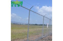 China Easily Installed Anti rust Cyclone Wire Chain Link Fence For Farm supplier