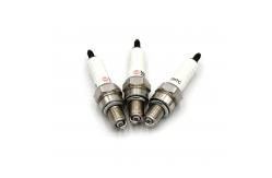 China High Quality Motorcycle Spark Plug C7HTC Repalce Spark Plug UR3AC CR7HSA U22FSRU supplier