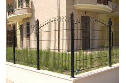 China Bending Top H1.5m Welding Mesh Fence Round Post supplier
